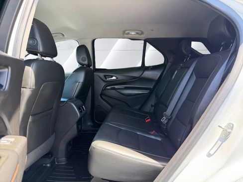 Used 2019 Chevrolet Equinox Premier FWD image 18