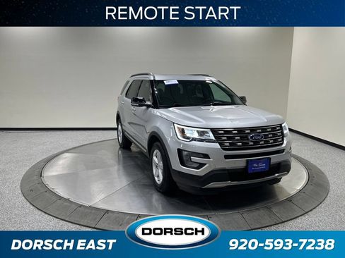 Certified 2017 Ford Explorer XLT w/ Equipment Group 202A AWD/4WD image 4