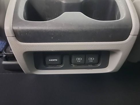 Certified 2018 Honda Odyssey Touring image 27