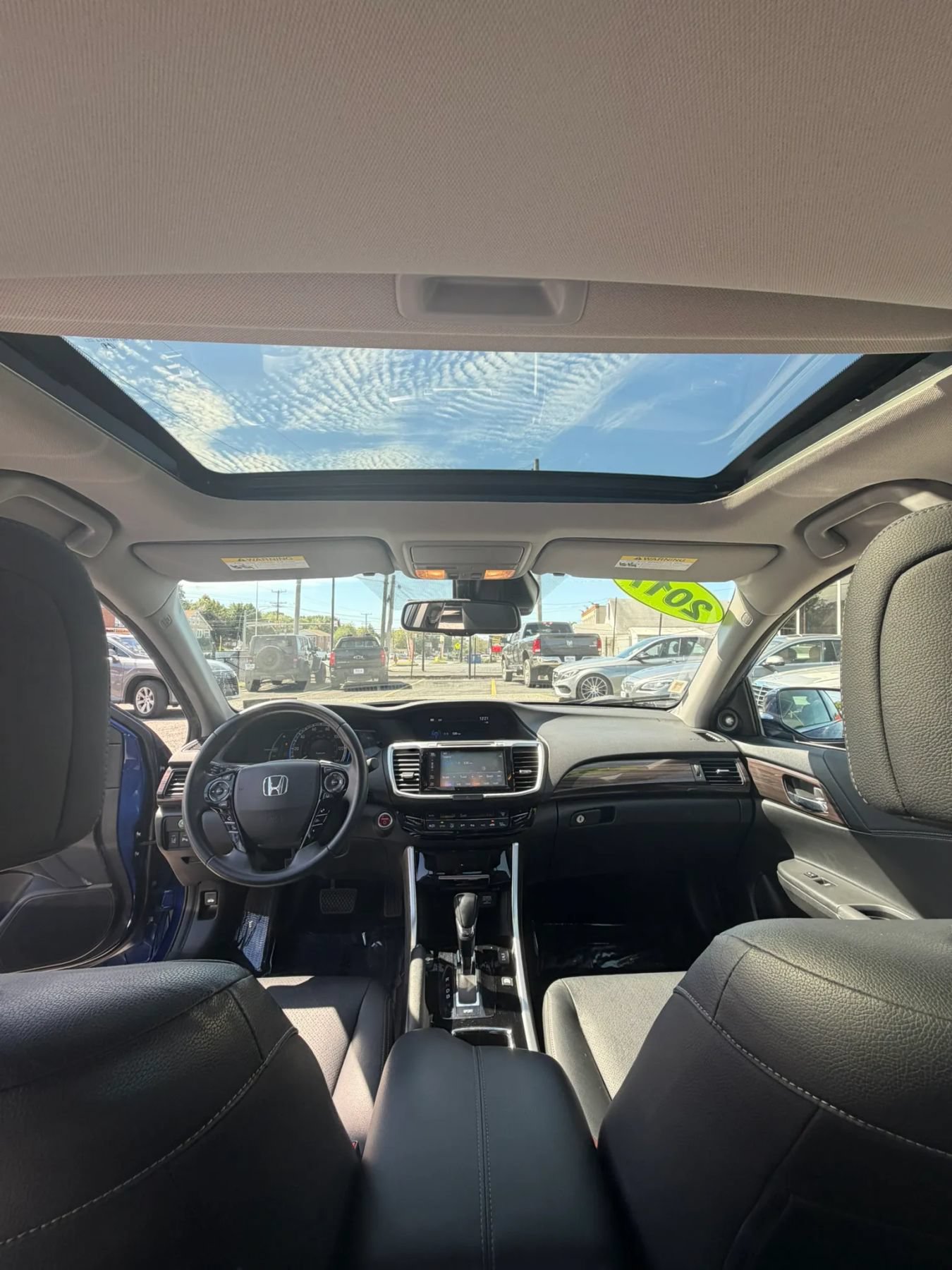 Used 2017 Honda Accord Touring image 46