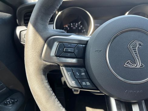 Used 2016 Ford Mustang Shelby GT350 w/ Technology Package image 35