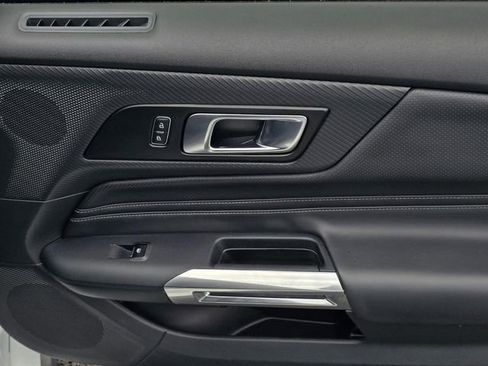 Used 2024 Ford Mustang Premium image 12