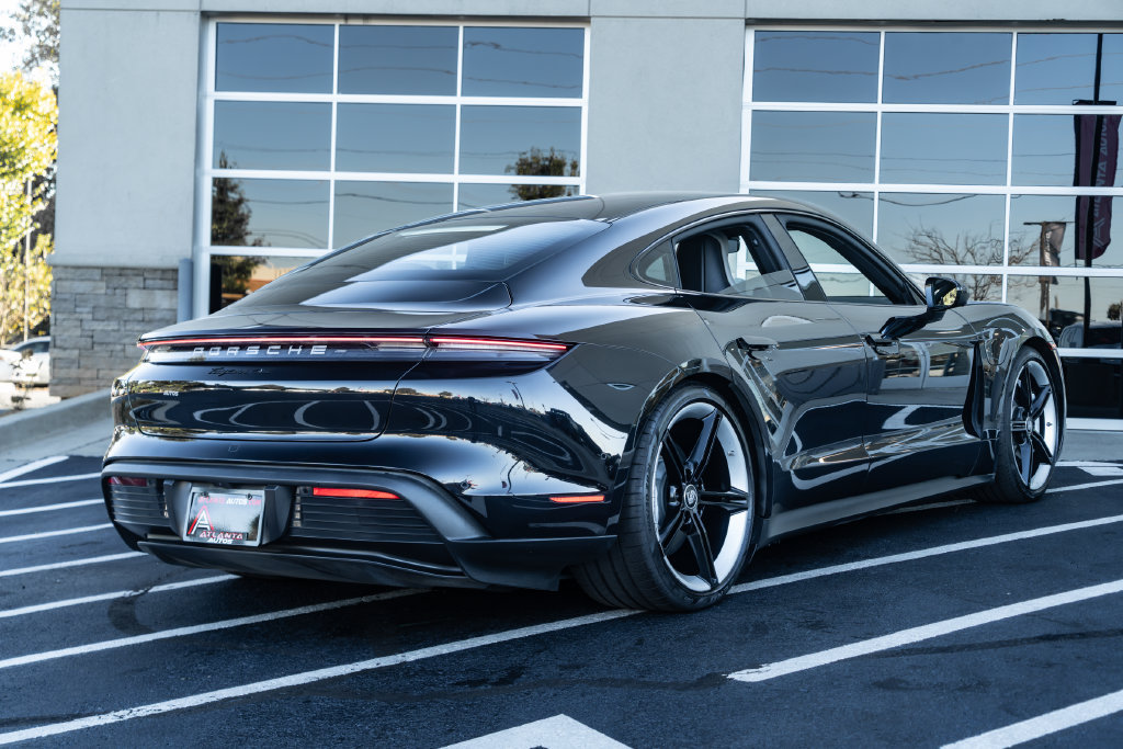 Used 2022 Porsche Taycan 4S AWD/4WD image 12