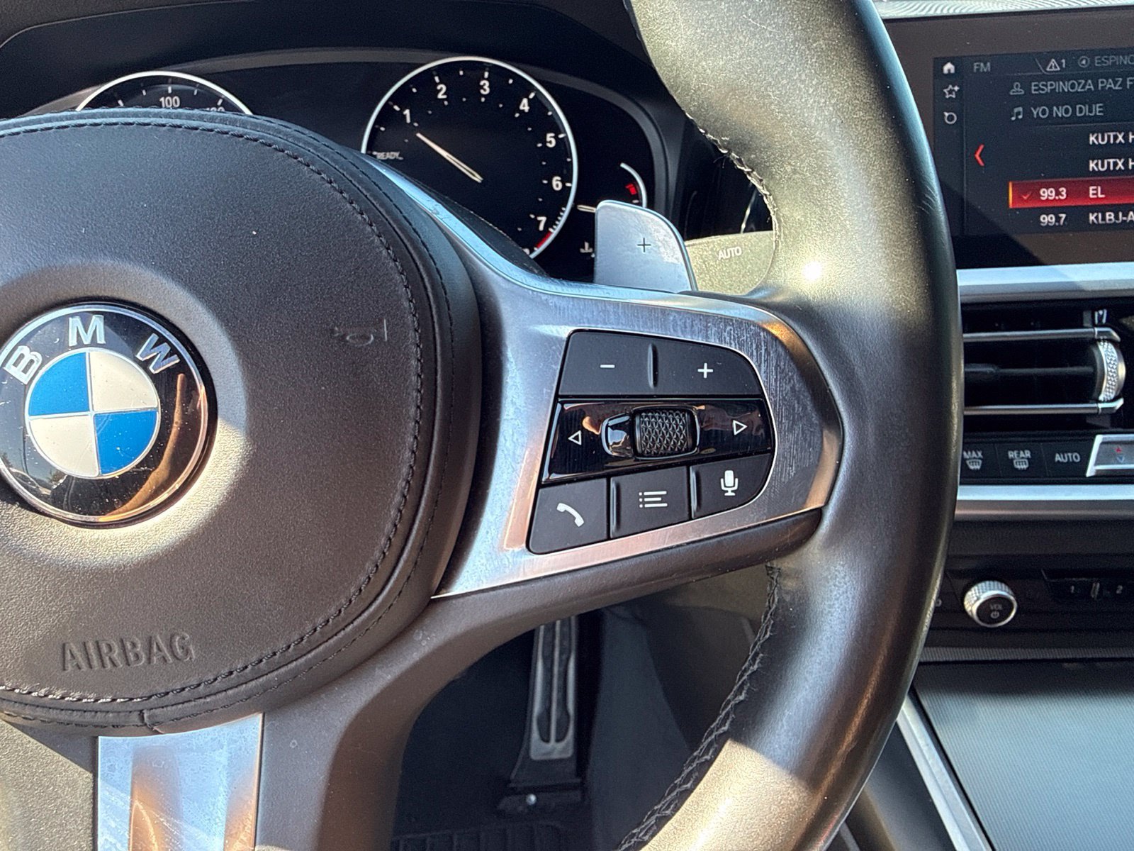 Used 2020 BMW 330i Sedan w/ M Sport Package RWD image 12