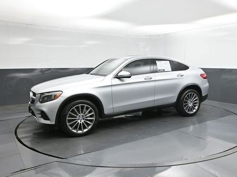 Used 2017 Mercedes-Benz GLC 300 4MATIC Coupe image 1