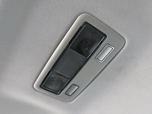 Used 2014 Jaguar XF 3.0 image 26