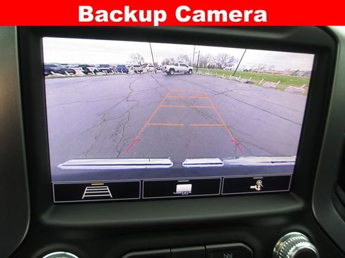 Used 2020 GMC Sierra 1500 Elevation w/ Elevation Value Package image 16