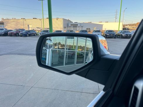 Used 2018 GMC Sierra 1500 SLT w/ SLT Premium Package image 20