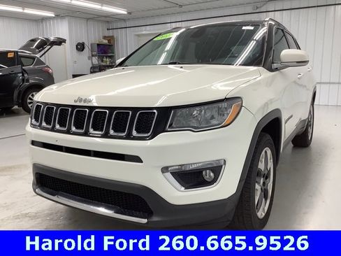 Used 2018 Jeep Compass Limited w/ Navigation Group image 3
