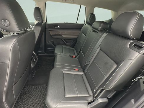 Used 2023 Volkswagen Atlas SE AWD/4WD image 11