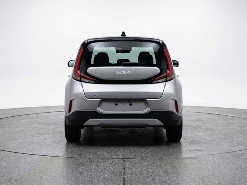 Used 2025 Kia Soul LX w/ LX Technology Package image 7