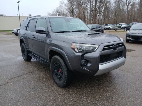 Used 2022 Toyota 4Runner TRD Off-Road w/ TRD Black Wheel Package (TMS) image 3
