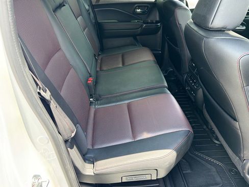 Used 2024 Honda Ridgeline Black Edition image 28
