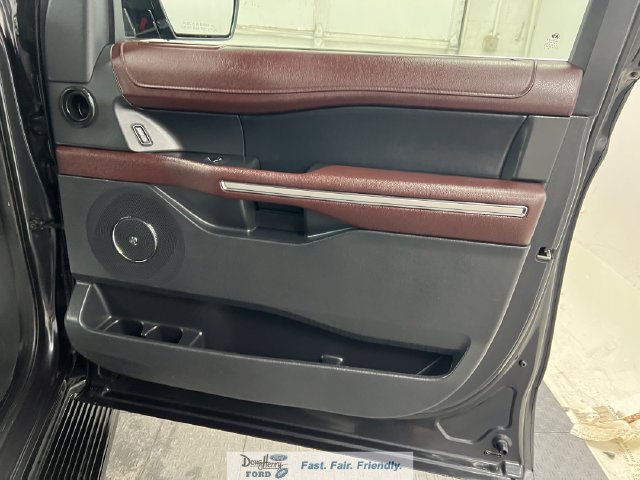 Used 2024 Ford Expedition Max Limited RWD image 41