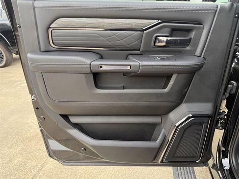 New 2026 RAM 2500 Limited image 24