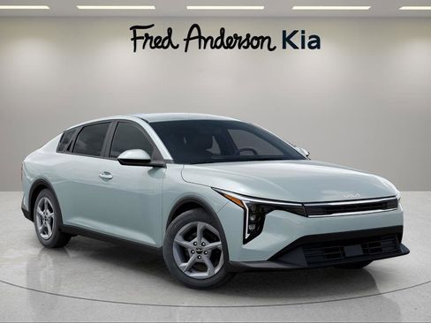 New 2025 Kia K4 LXS image 26