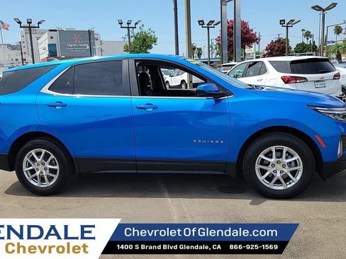 Certified 2024 Chevrolet Equinox LT AWD/4WD image 2
