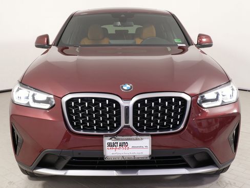 Used 2023 BMW X4 xDrive30i w/ Premium Package image 5