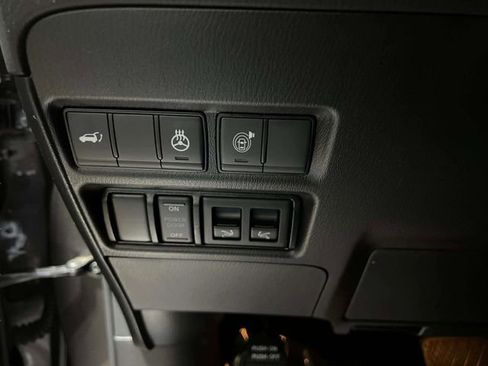 Used 2023 INFINITI QX80 Sensory w/ All-Season Package AWD/4WD image 30