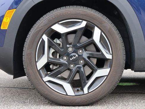 Used 2024 Kia Seltos SX w/ SX Sunroof Package AWD/4WD image 9