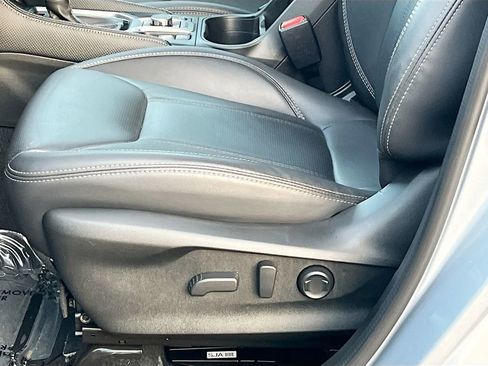 Used 2024 Subaru Forester Limited image 19