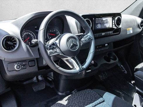 New 2026 Mercedes-Benz Sprinter 2500 image 10