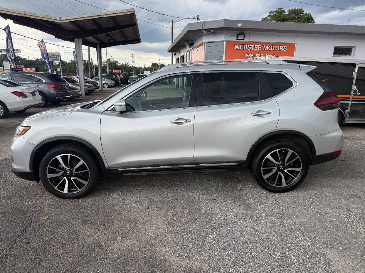 Used 2019 Nissan Rogue SL AWD/4WD image 1