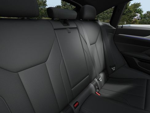 New 2026 BMW i4 eDrive40 image 10