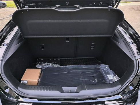 New 2026 MAZDA MAZDA3 2.5 S Hatchback w/ Premium Pkg FWD image 30