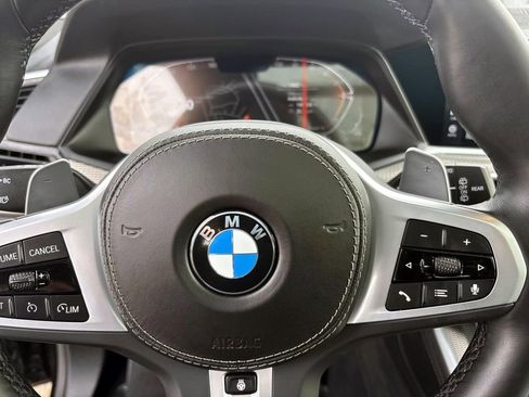 Used 2022 BMW X5 xDrive40i w/ M Sport Package image 16