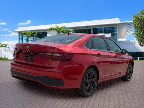 New 2026 Volkswagen Jetta SE FWD image 7