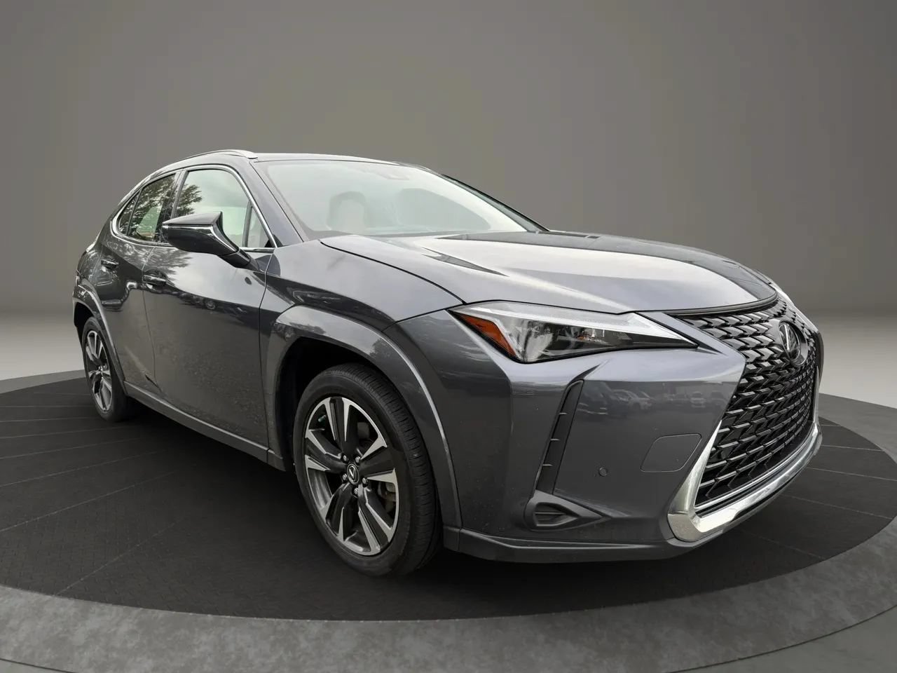 Used 2024 Lexus UX 250h AWD w/ Premium Package image 3