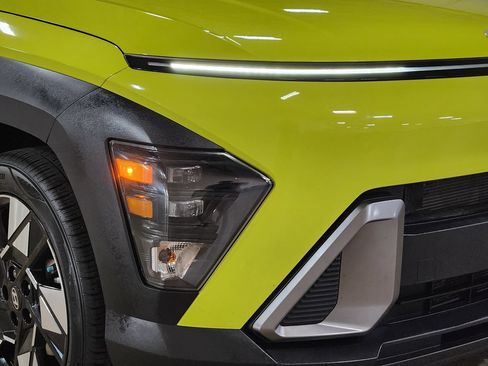Used 2025 Hyundai Kona SEL FWD image 13