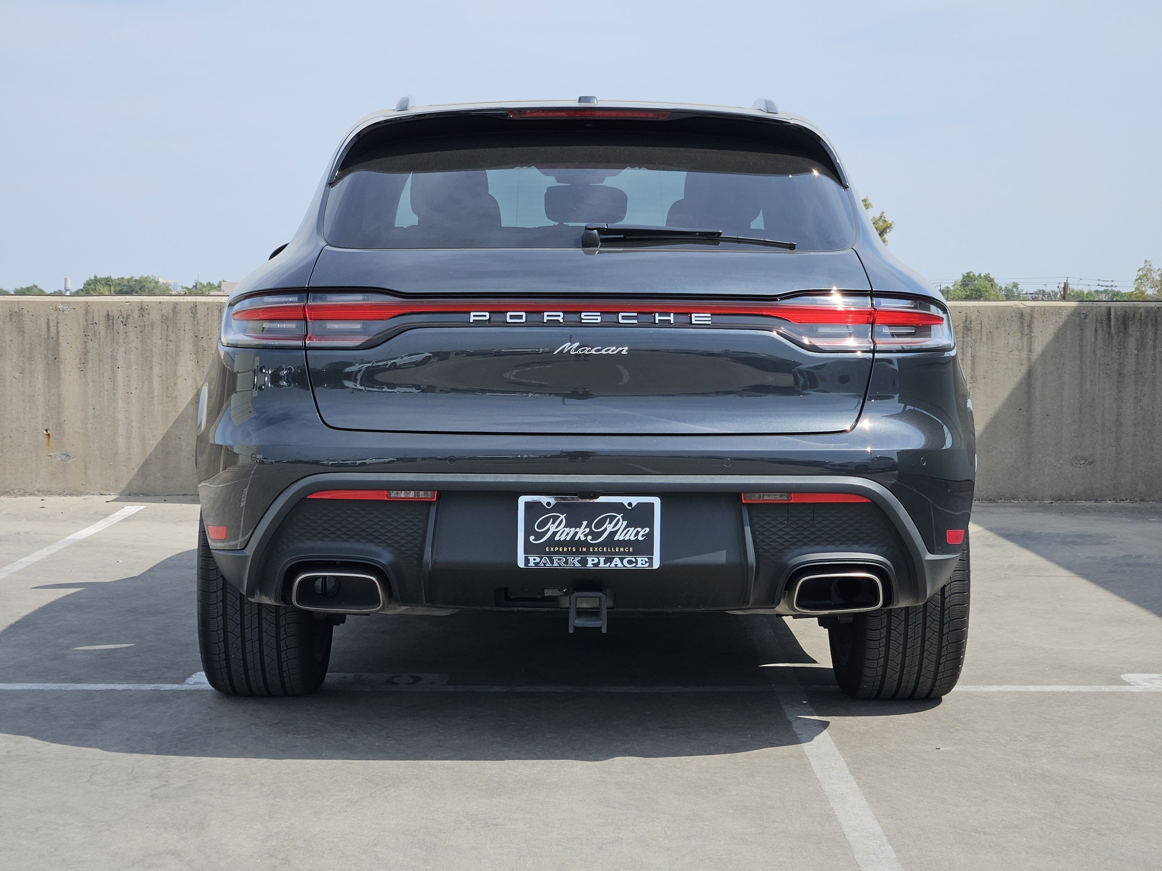 Certified 2026 Porsche Macan AWD/4WD image 7