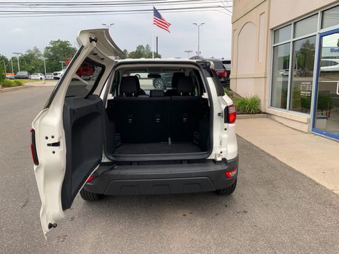 Used 2019 Ford EcoSport SE w/ SE Convenience Package FWD image 8