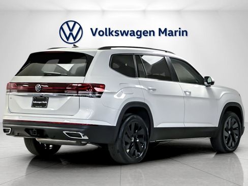 New 2026 Volkswagen Atlas SE image 5