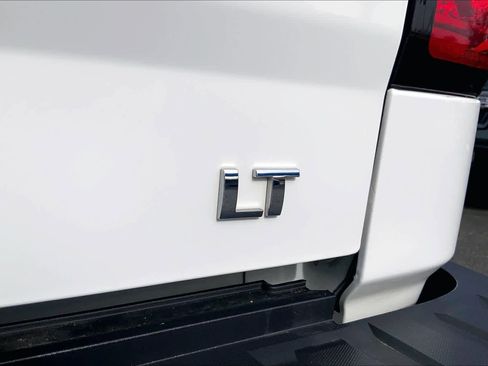 Used 2018 Chevrolet Silverado 1500 LT w/ Texas Edition image 9