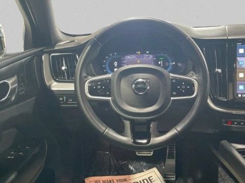 Used 2022 Volvo XC60 T8 R-Design w/ Advanced Package image 15