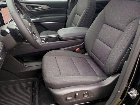 New 2026 Chevrolet Traverse LT w/ Sun and Wheel Package FWD image 20