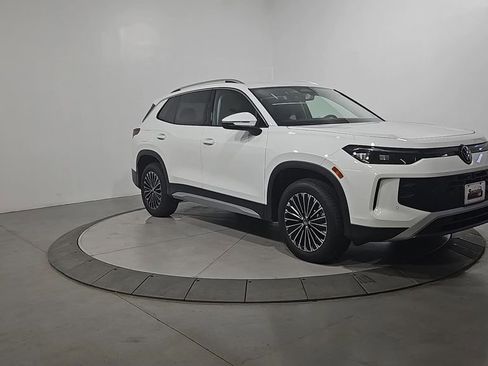 New 2026 Volkswagen Tiguan S AWD/4WD image 7