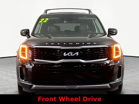 Used 2022 Kia Telluride EX w/ EX Premium Package FWD image 2