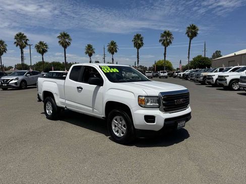 Used 2018 GMC Canyon W/T w/ Convenience Package RWD image 2