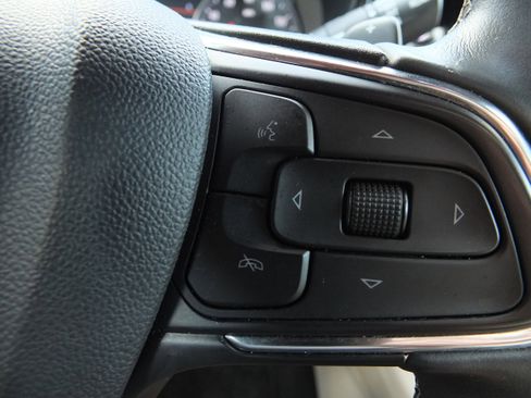 Used 2023 Buick Envision Avenir image 22