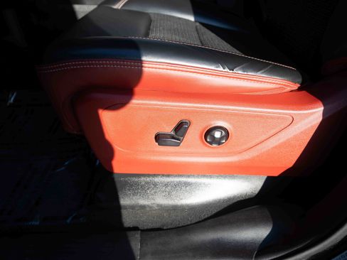 Used 2019 RAM 1500 Rebel image 12