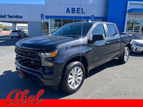 Used 2022 Chevrolet Silverado 1500 Custom AWD/4WD image 1