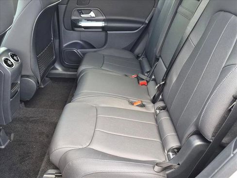 New 2026 Mercedes-Benz GLB 250 image 14