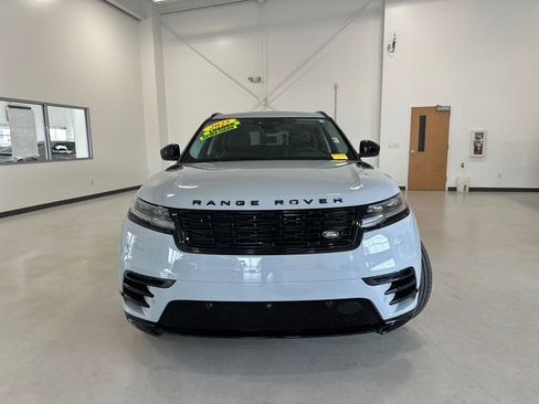 Used 2025 Land Rover Range Rover Velar Dynamic SE AWD/4WD image 3