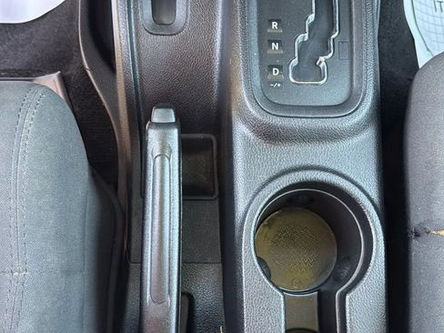 Used 2012 Jeep Wrangler Unlimited Sport AWD/4WD image 22