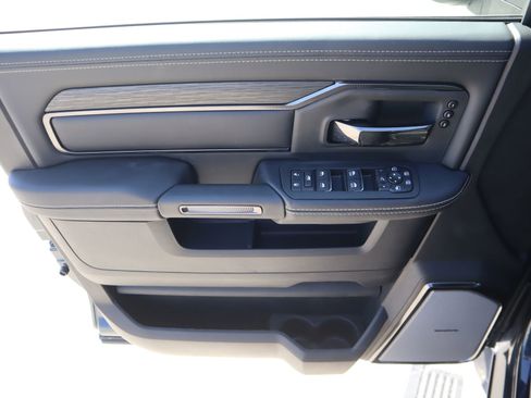 New 2026 RAM 2500 Rebel AWD/4WD image 17