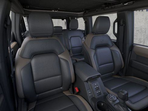 New 2025 Ford Bronco Big Bend w/ Black Diamond Package image 10